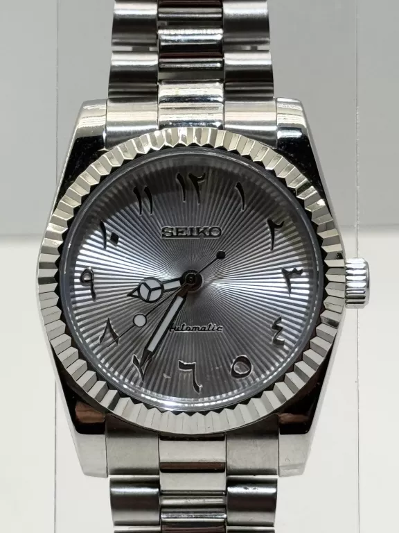 SEIKO WHITE SUNBURST ARABIC