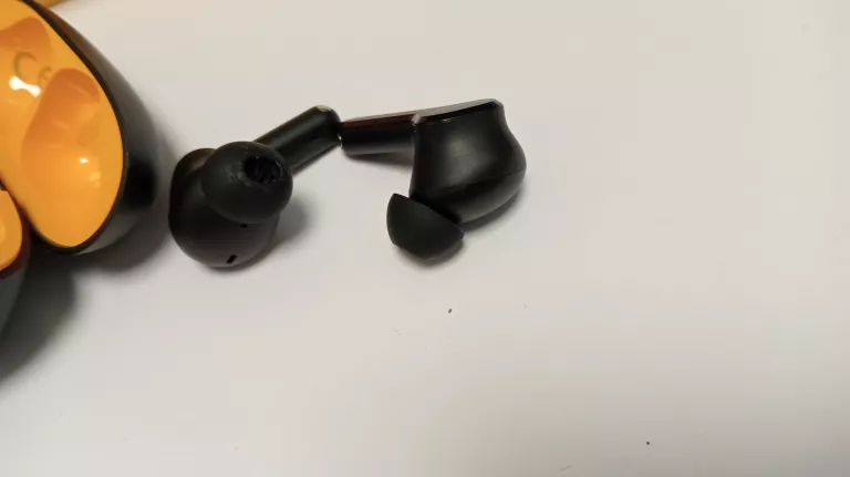 SŁUCHAWKI DOKANAŁOWE REALME BUDS T110 CZARNE