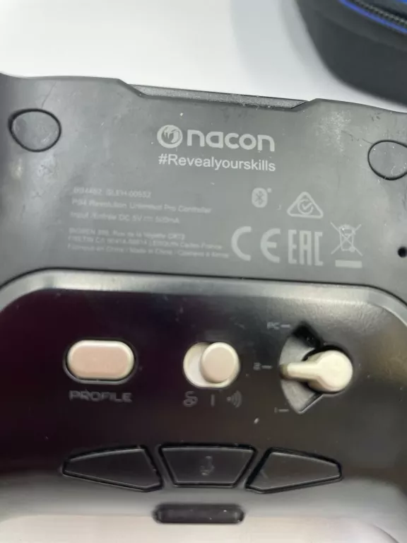 pad-nacon-revolution-unlimited-etui-kod-producenta-3665962004595