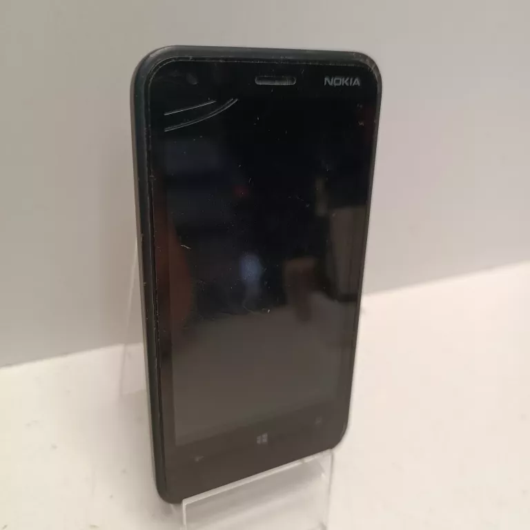 TELEFON NOKIA LUMIA 620