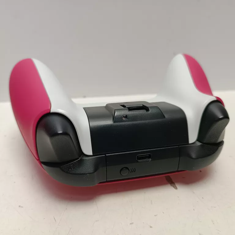 PAD KONTROLER BEZPRZEWODOWY MICROSOFT XBOX SERIES X/S QAU-00083 DEEP PINK