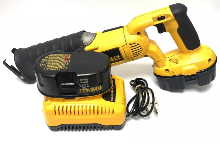 PIŁA SZABLASTA DEWALT DC385