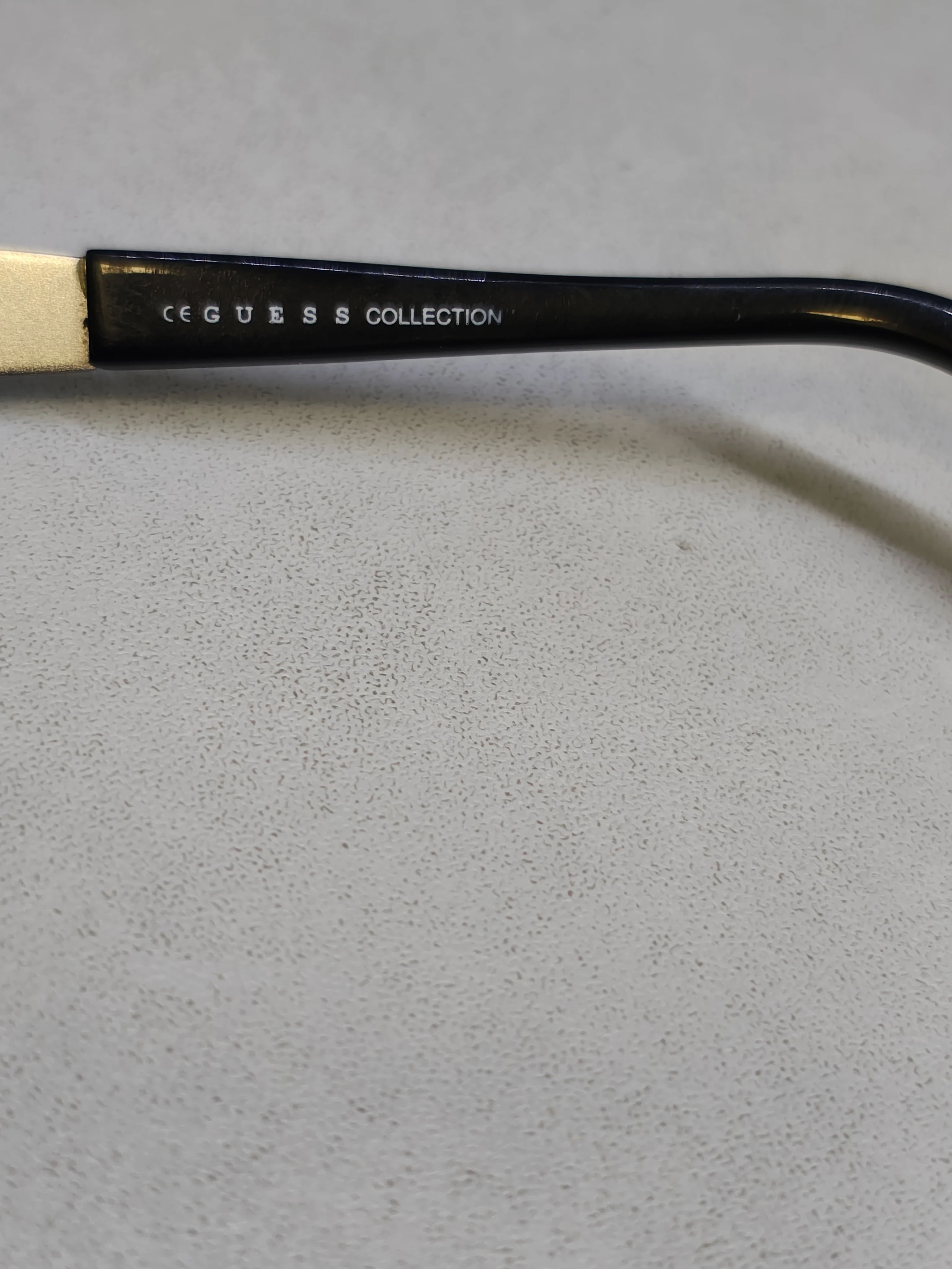 okulary-przeciwsloneczne-guess-5058-52017-material-oprawki-204165-219057