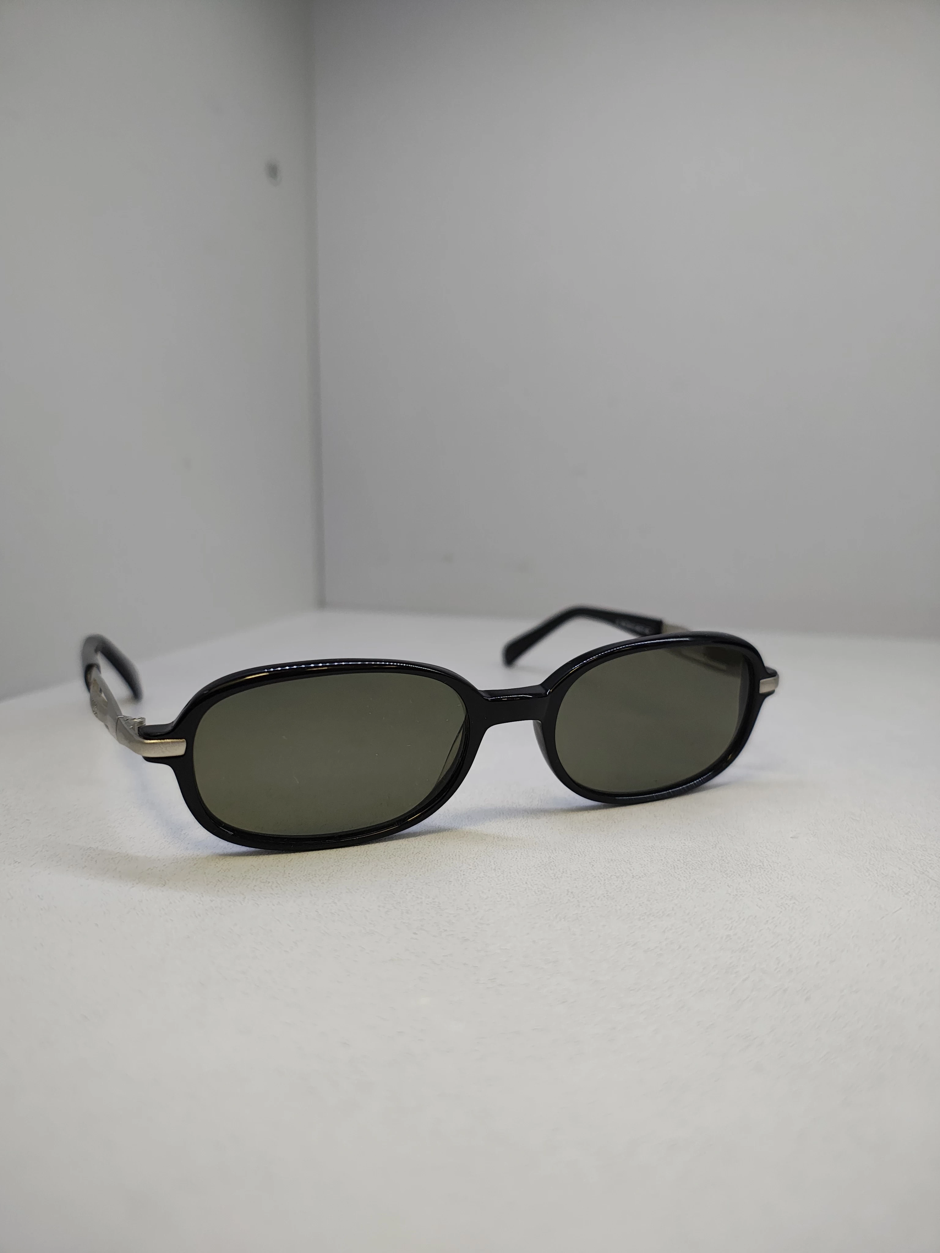 okulary-przeciwsloneczne-guess-5058-52017-stan-11323-2