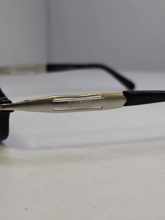okulary-przeciwsloneczne-guess-5058-52017-kod-producenta-5058-52017