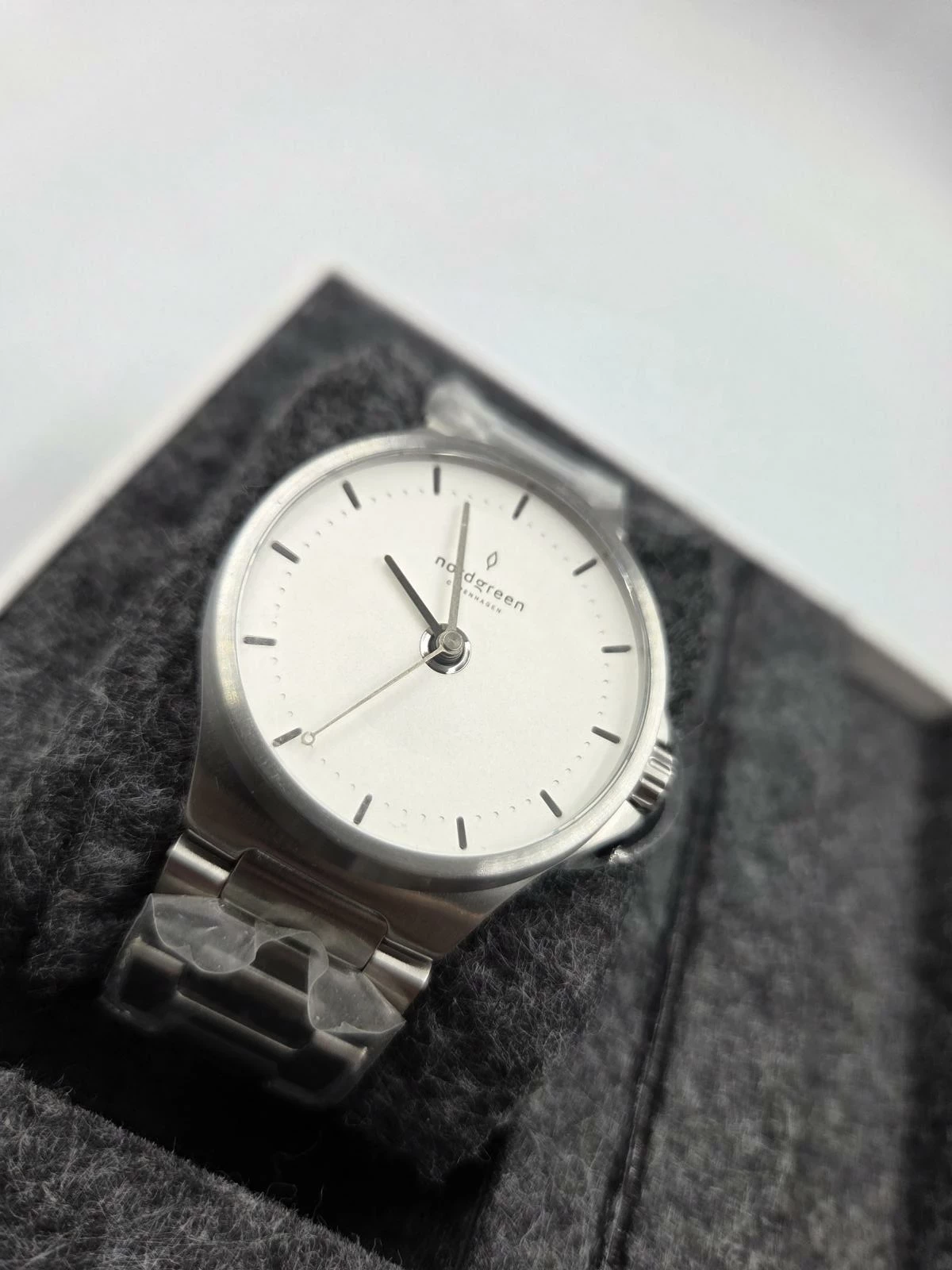 nordgreen-guardian-zegarek-kwarcowy-pudelko-ean-gtin-5714205037499