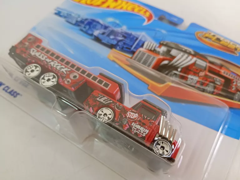 HYT56 CIĘŻARÓWKA HOT WHEELS HAULIN CLASS