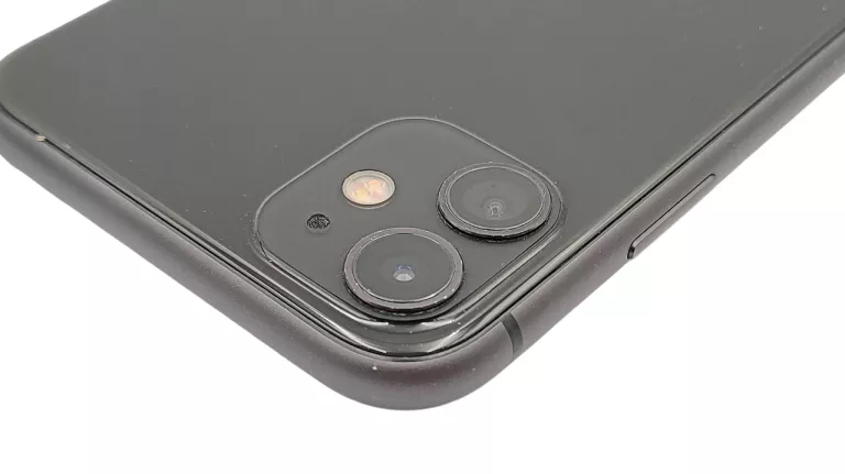 TELEFON APPLE IPHONE 11 64GB 6.1" BAT. 74% BLACK WOLNY RYNEK