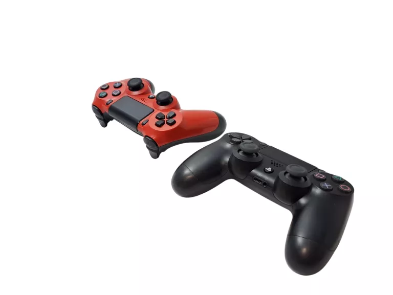 KONSOLA SONY PLAYSTATION 4 PS4 FAT CUH-1116A 500GB + 2 PADY + 2 GRY