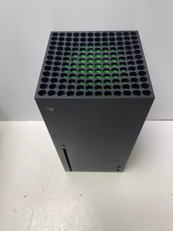 KONSOLA MICROSOFT XBOX SERIES X 1882 1TB