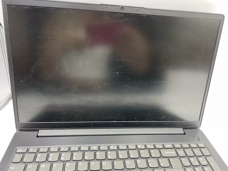 LAPTOP LENOVO V15 G3 8GB/256GB