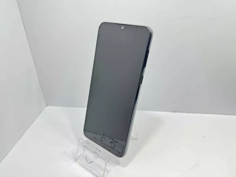 TELEFON MOTO E13