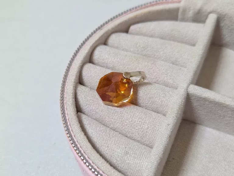 SREBRNA ZAWIESZKA 1,64G / 925