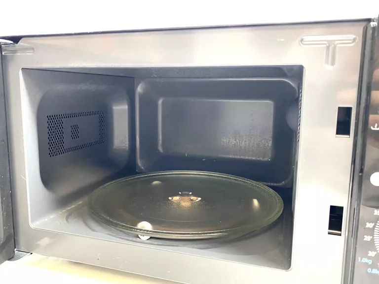 KUCHENKA MIKROFALOWA MPM 20 700W