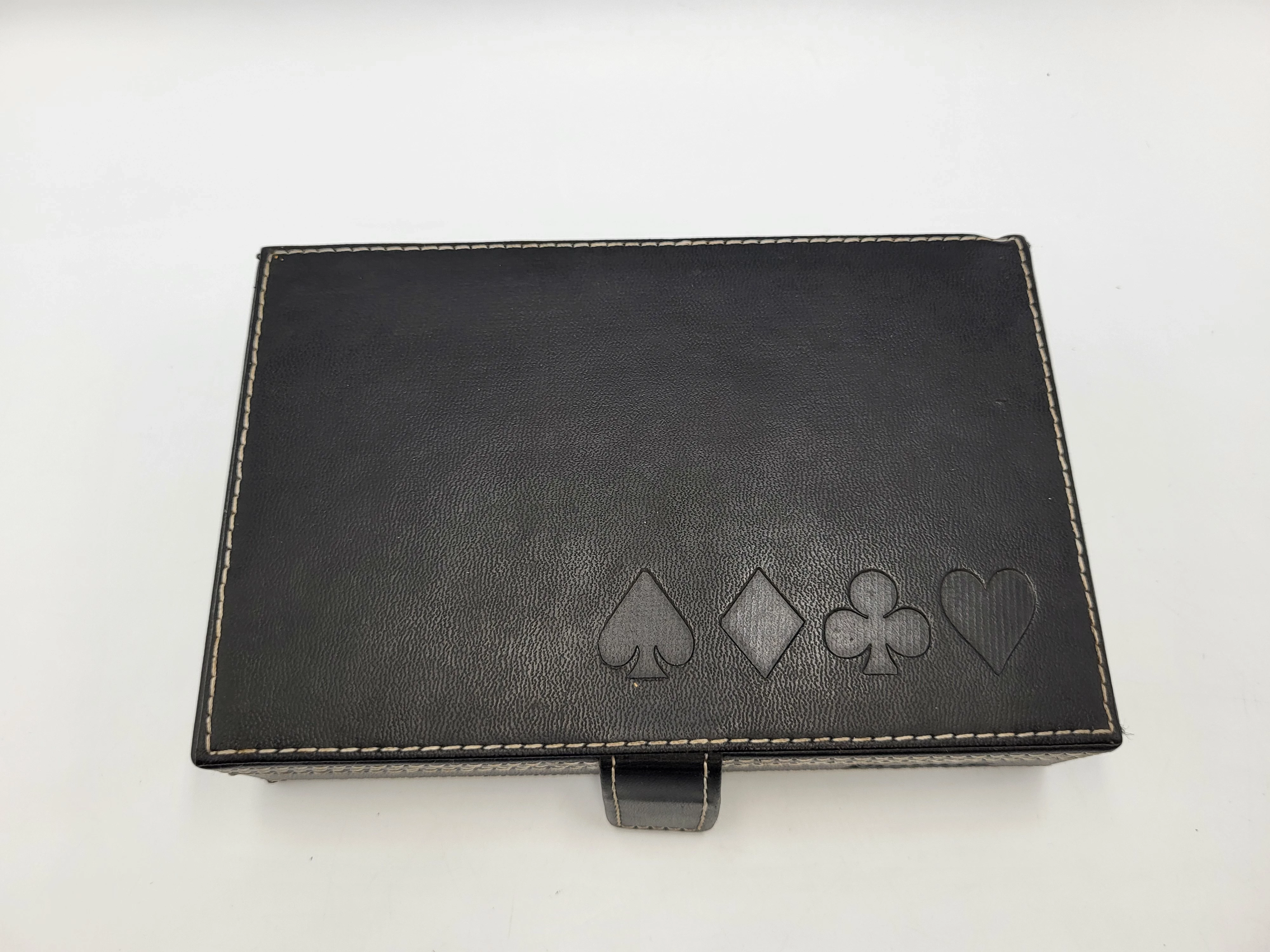 karty-lux-w-pudelku-z-ekoskory-piatnik-dwie-talie-stan-11323-238066