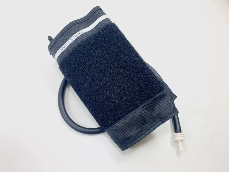 cisnieniomierz-curamed-model-4061462115653