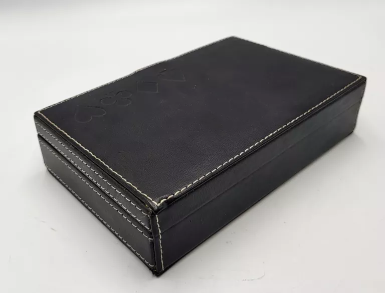 karty-lux-w-pudelku-z-ekoskory-piatnik-dwie-talie-typ-130491-1