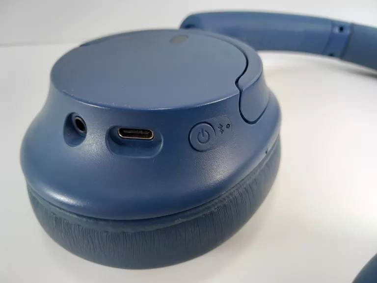 SŁUCHAWKI SONY WH-CH720N