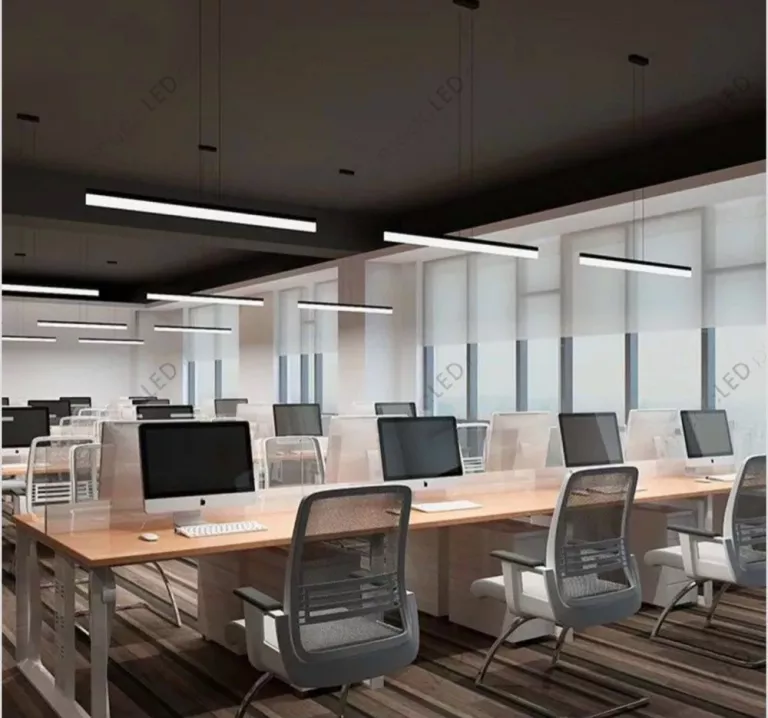 lampa-liniowa-przemyslowa-podwieszana-philips-plainview-sp140p-czarna-stan-11323-238058