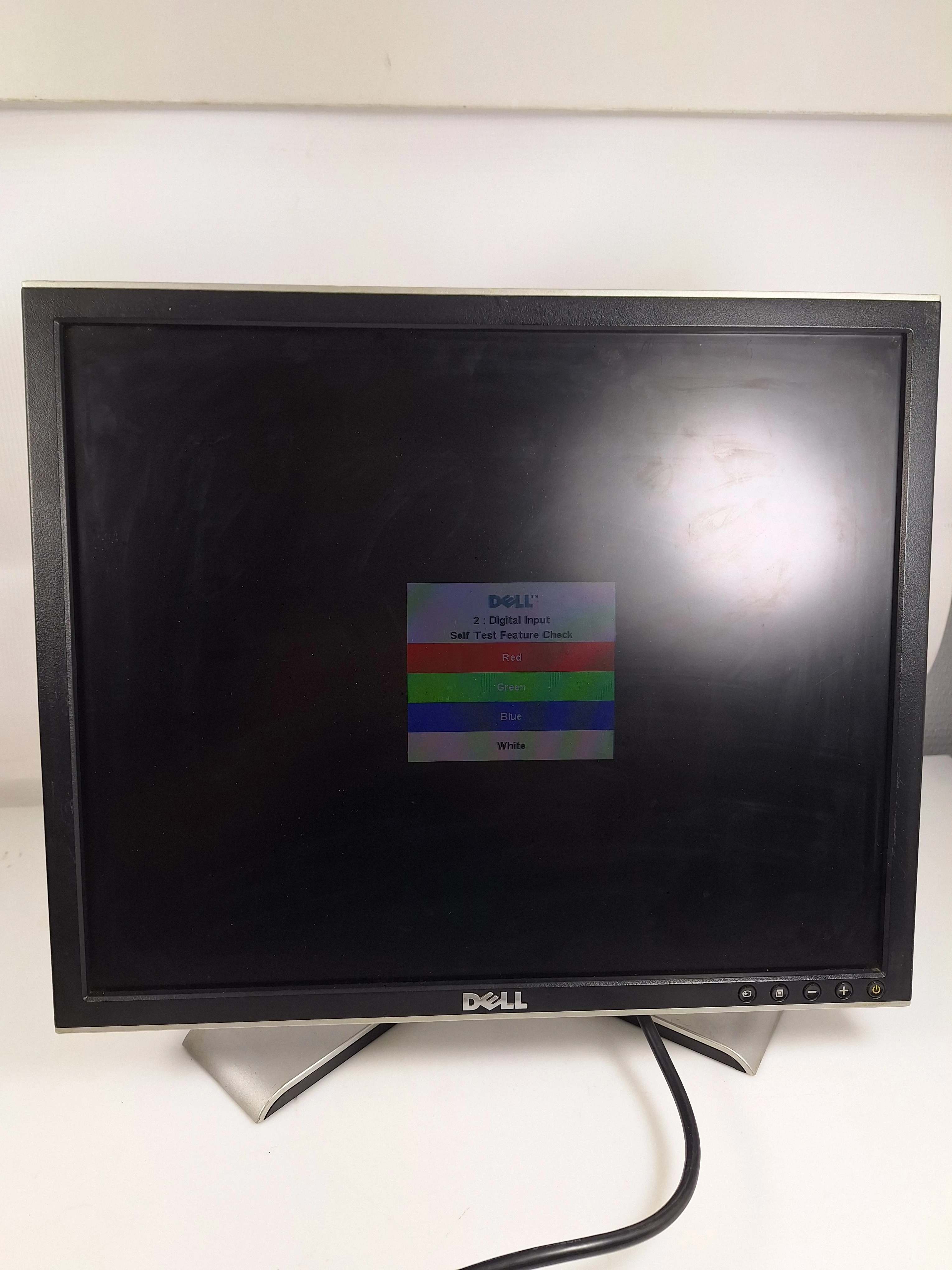 monitor-dell-1908-1907-19-vga-dvi-olszewskiego-73-wroclaw