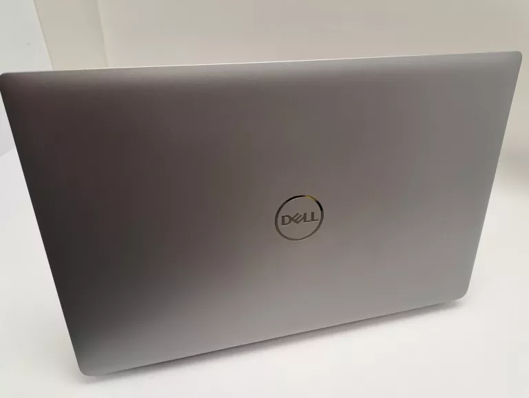 LAPTOP DELL LATITUDE 5550 15,6 I5 16GB 512GB WIN11