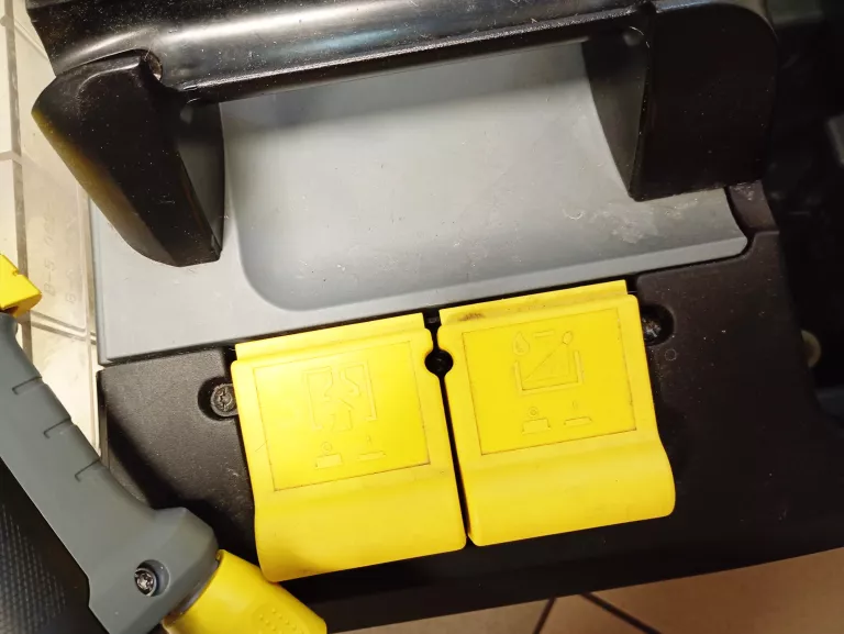 KARCHER PUZZI 10/1 (1250W, 10L) ODKURZACZ PIORĄCY