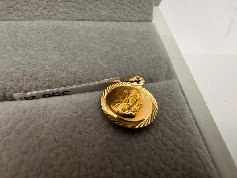 ZŁOTY WISIOREK 585 0,81G
