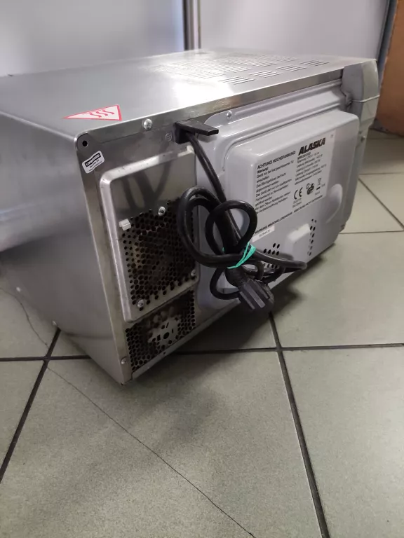 kuchenka-mikrofalowa-beztalrzowa-alaska-mwd3923gs-ean-gtin-4894096320458