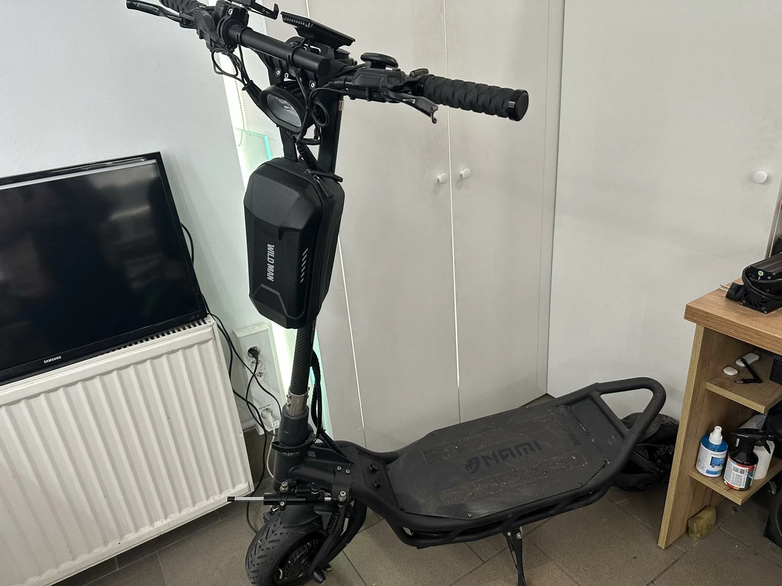 elektryczna-hulajnoga-nami-burn-e-viper-lite-28ah-ladowarka-kolor-249512-1647413