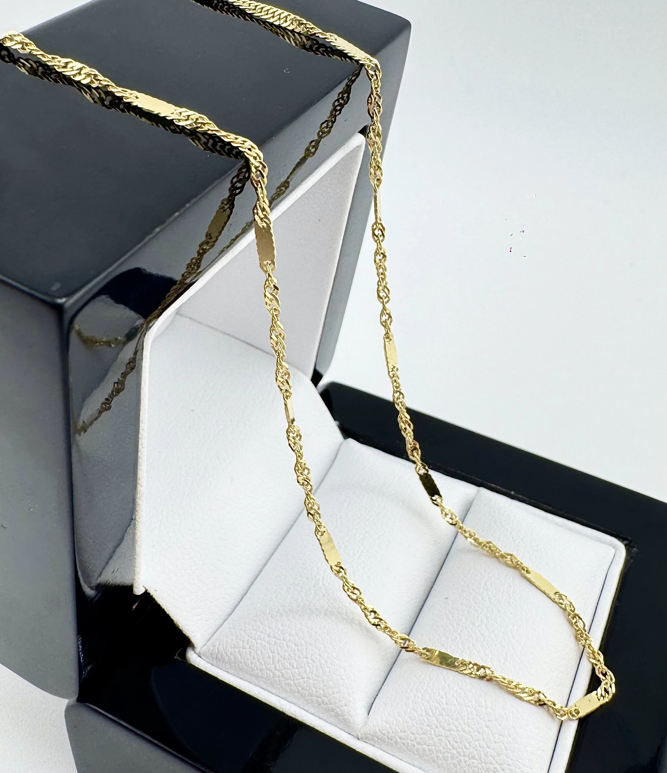 zloty-lancuszek-splot-singapur-blaszka-227-g-pr585-14k-dl45cm-rodzaj-2205-16