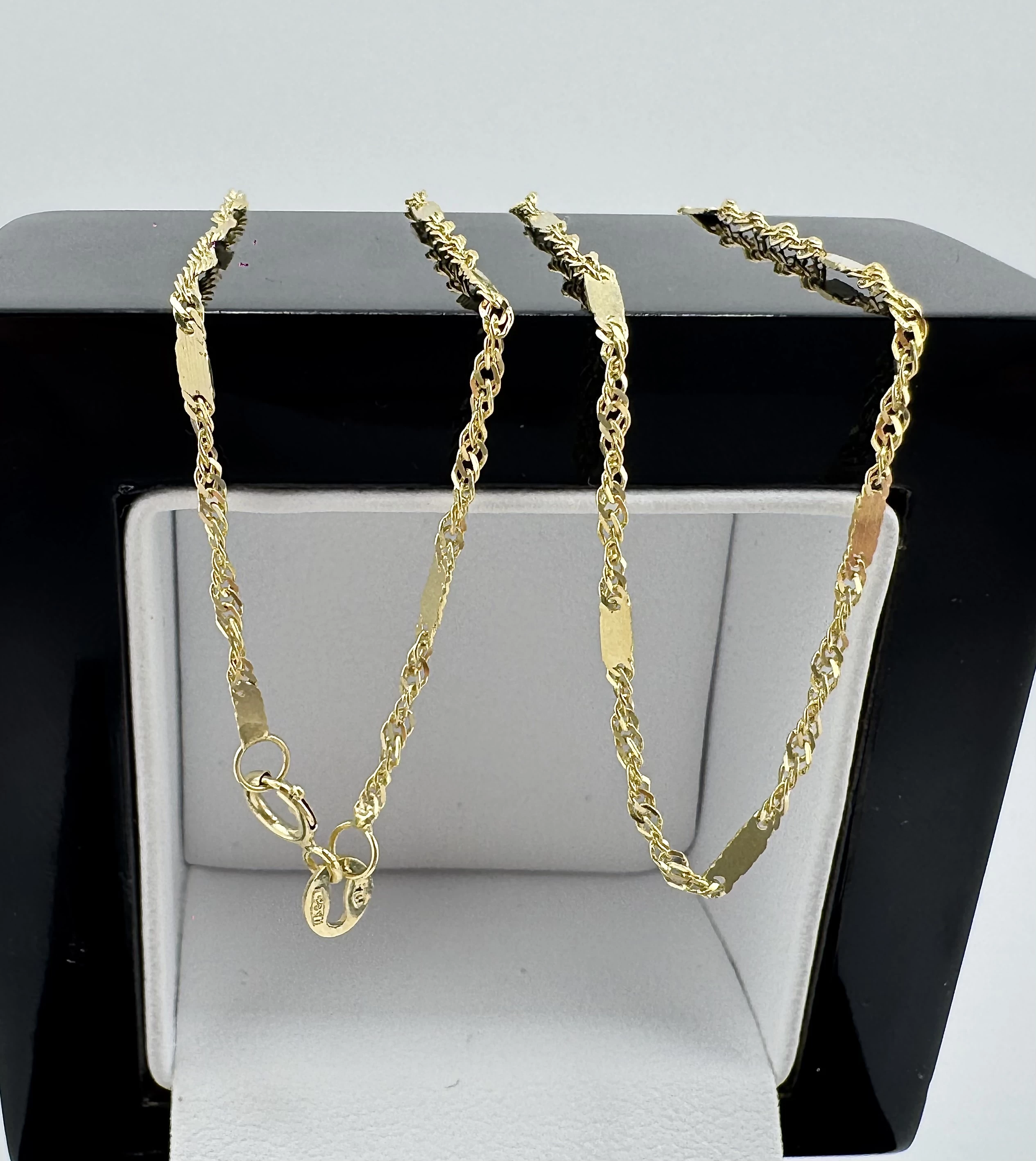 zloty-lancuszek-splot-singapur-blaszka-227-g-pr585-14k-dl45cm-ean-gtin-5905997771832