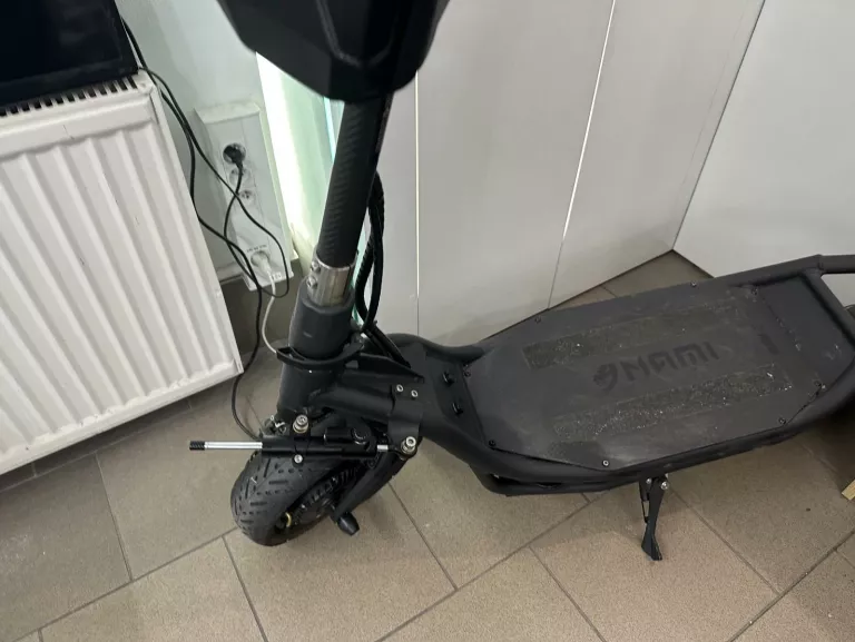 ELEKTRYCZNA HULAJNOGA NAMI BURN-E VIPER LITE 28AH ŁADOWARKA