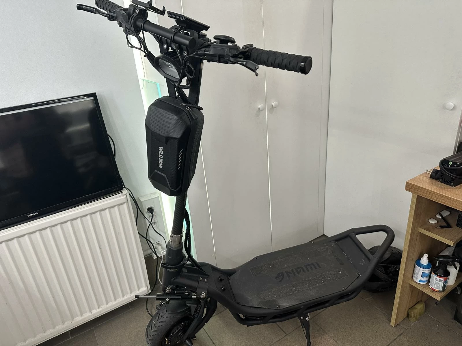 elektryczna-hulajnoga-nami-burn-e-viper-lite-28ah-ladowarka-stary-rynek-9-sroda-wlkp