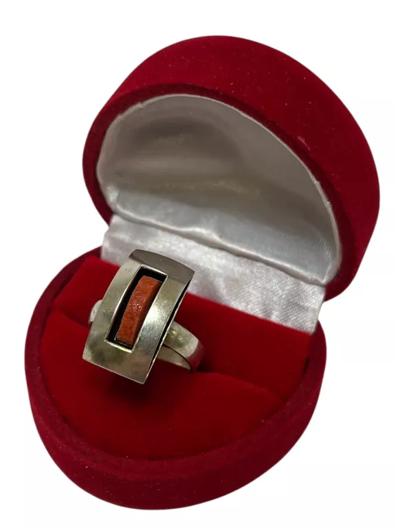 ELEGANCKI, SREBRNY PIERŚCIONEK Z OCZKIEM 4,35G/P.925/ROZMIAR 11