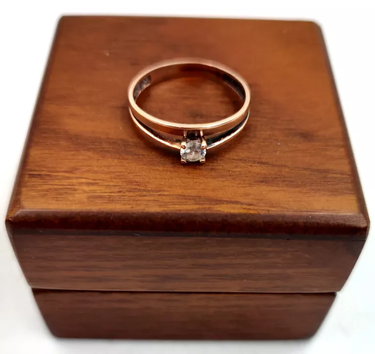 piekny-zloty-pierscionek-196g585-rodzaj-2205-2