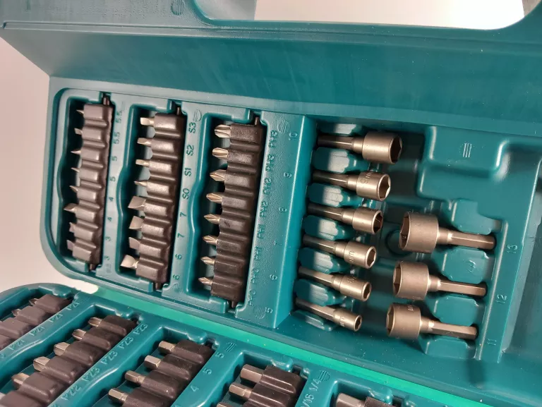 MAKITA 6723DW WKRĘTAK AKUMULATOROWY Z AKCESORIAMI W WALIZCE