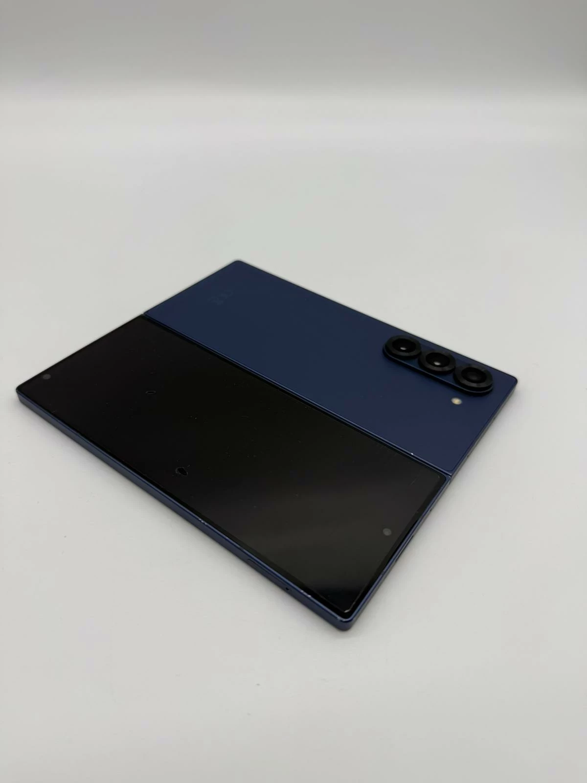 telefon-samsung-galaxy-z-fold6-12gb512gb-pudelko-stan-11323-2