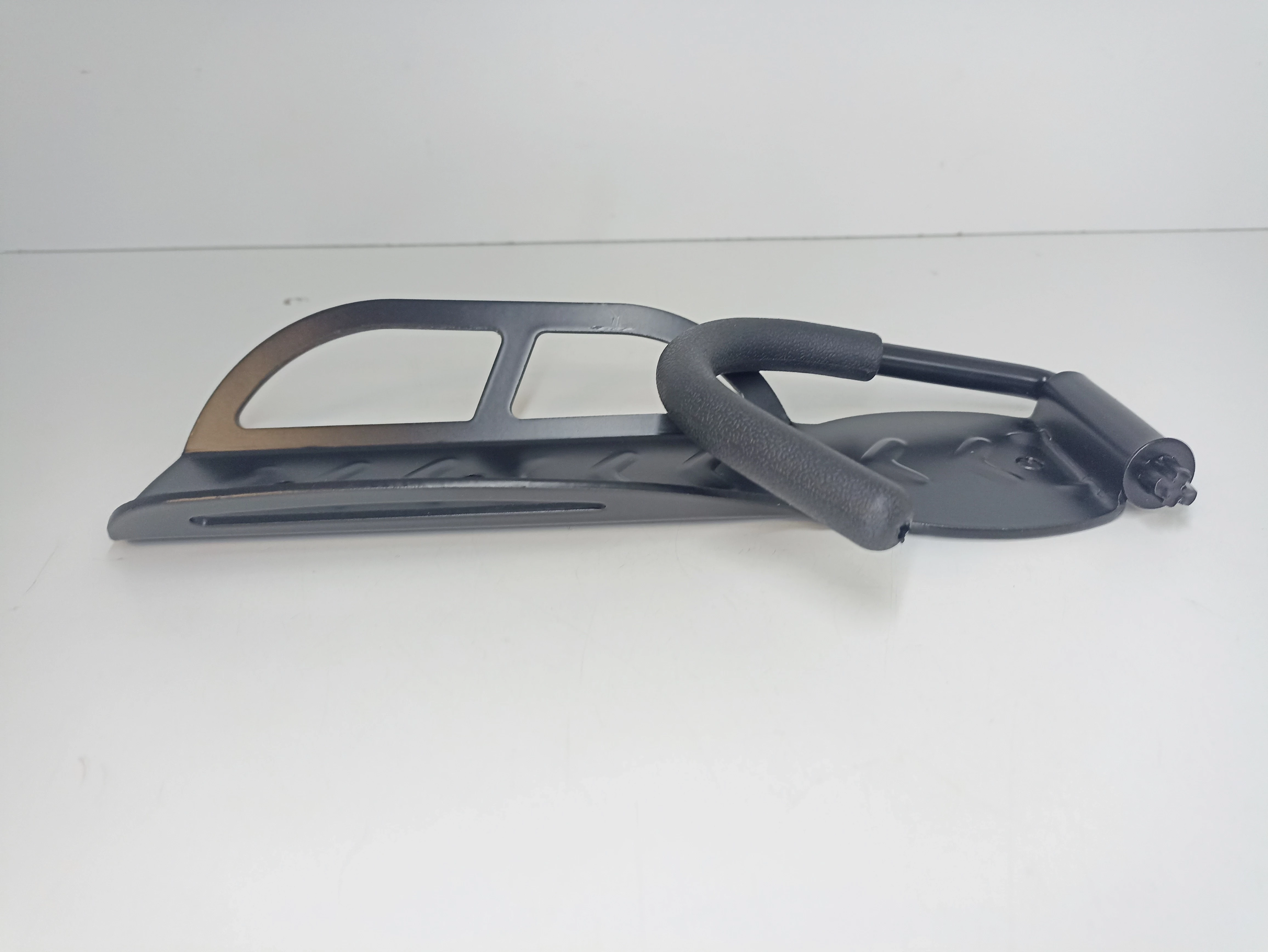 uchwyt-scienny-na-rower-obciazenie-maksymalne-2000