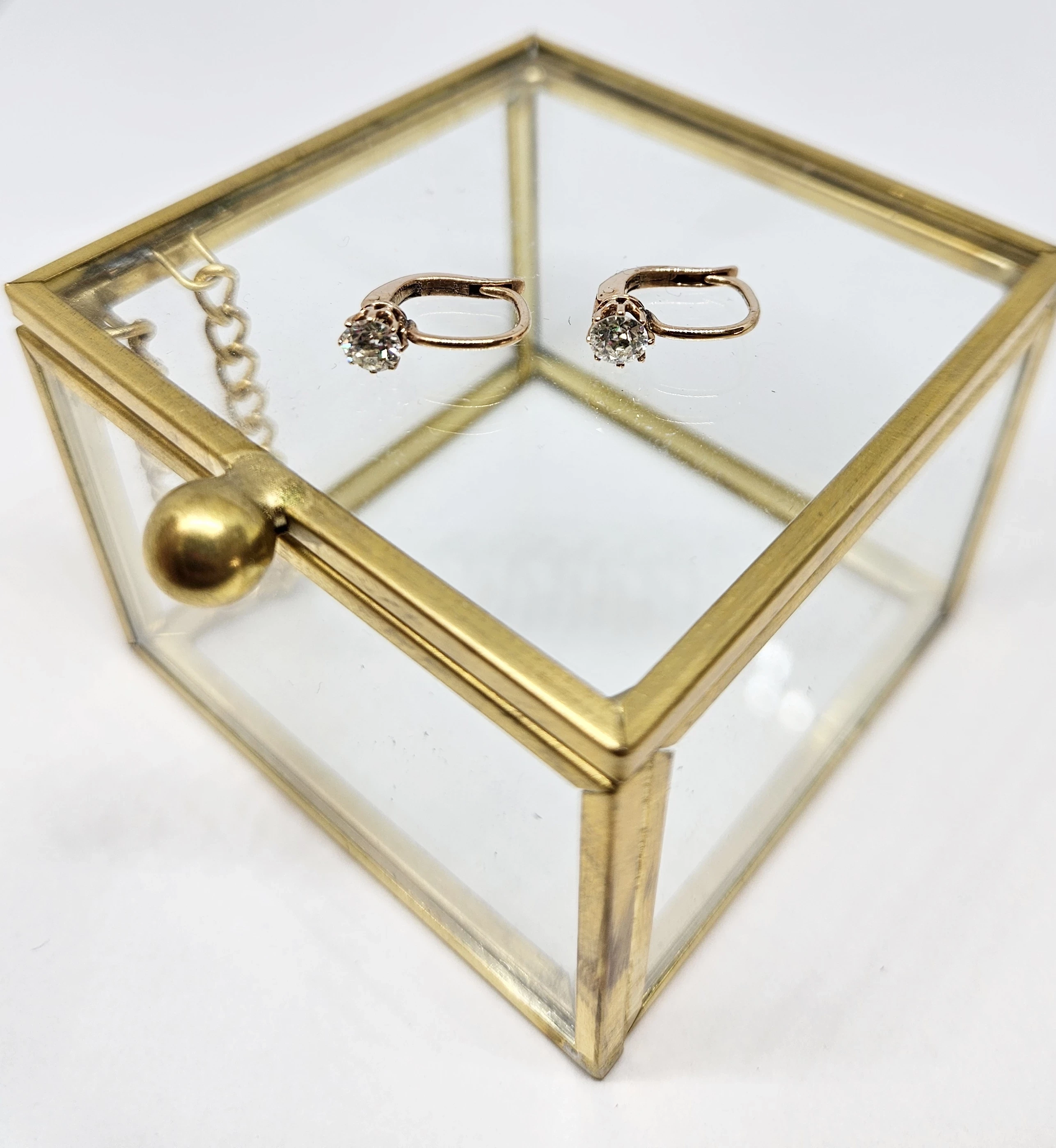 zlote-kolczyki-z-brylantami-156-g-proba-585-plac-wolnosci-10-konin