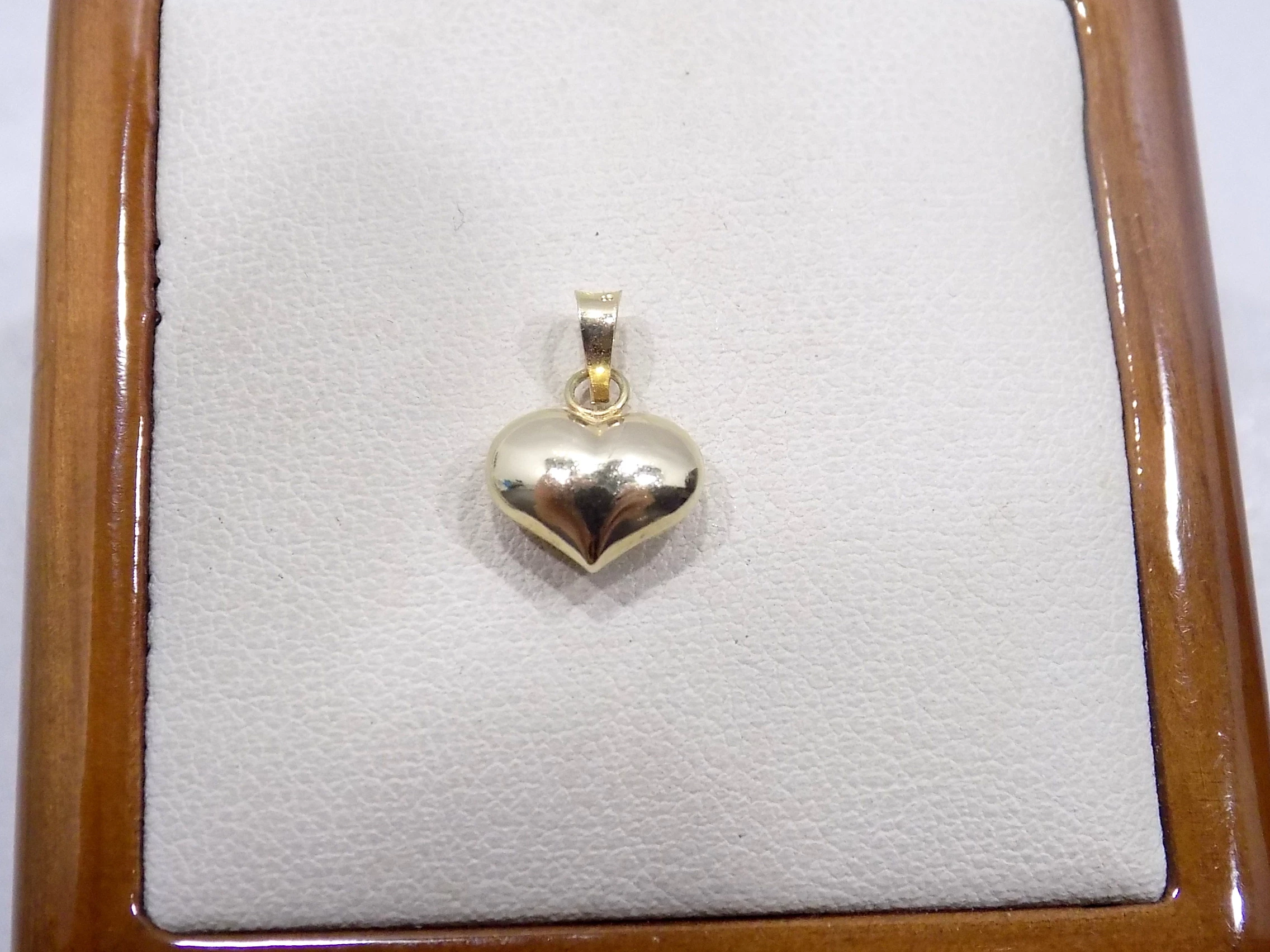 zlota-zawieszka-serce-waga-ok-050-g-proba-585-ean-gtin-6489885678987