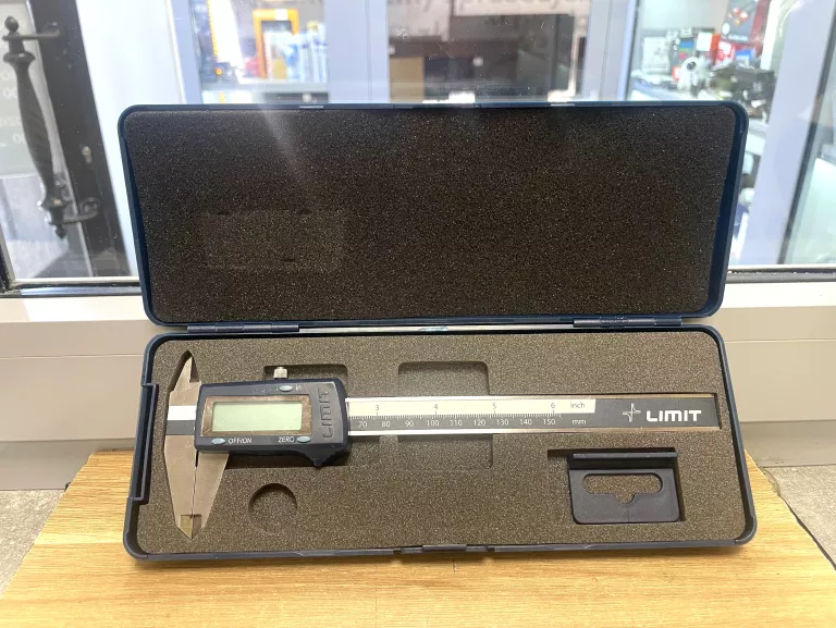 SUWMIARKA CYFROWA ELEKTRONICZNA 150MM CDH LIMIT