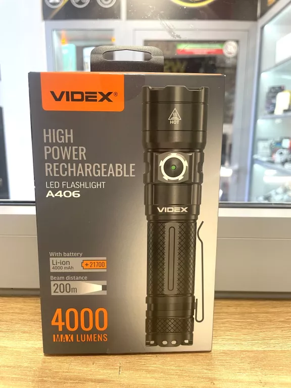 LATARKA LED KOMPAKTOWA PRZENOŚNA WYSOKA MOC MOCNA 20W 4000LM IP68 VIDEX