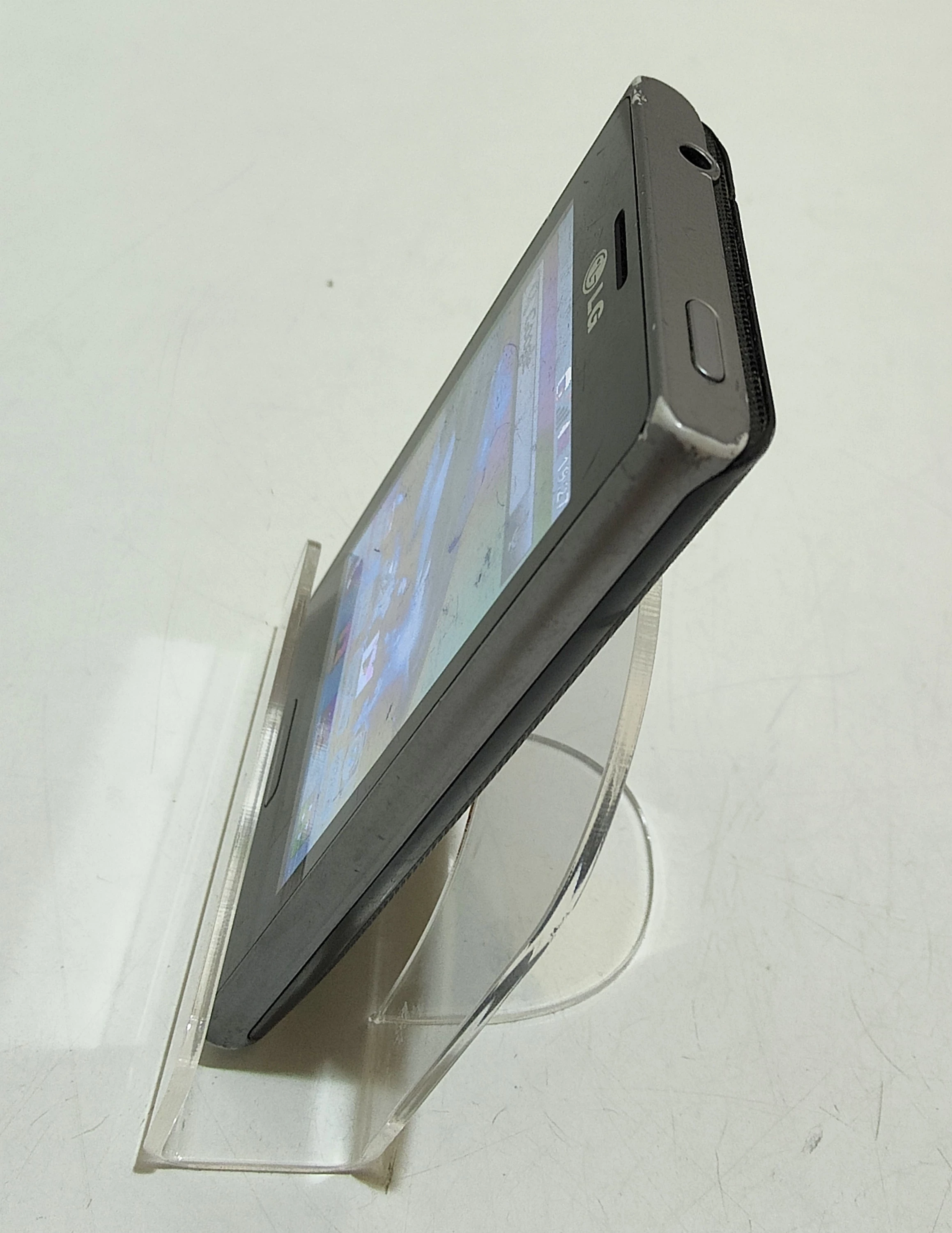 telefon-lg-e400-optimus-ean-gtin-8033830053535