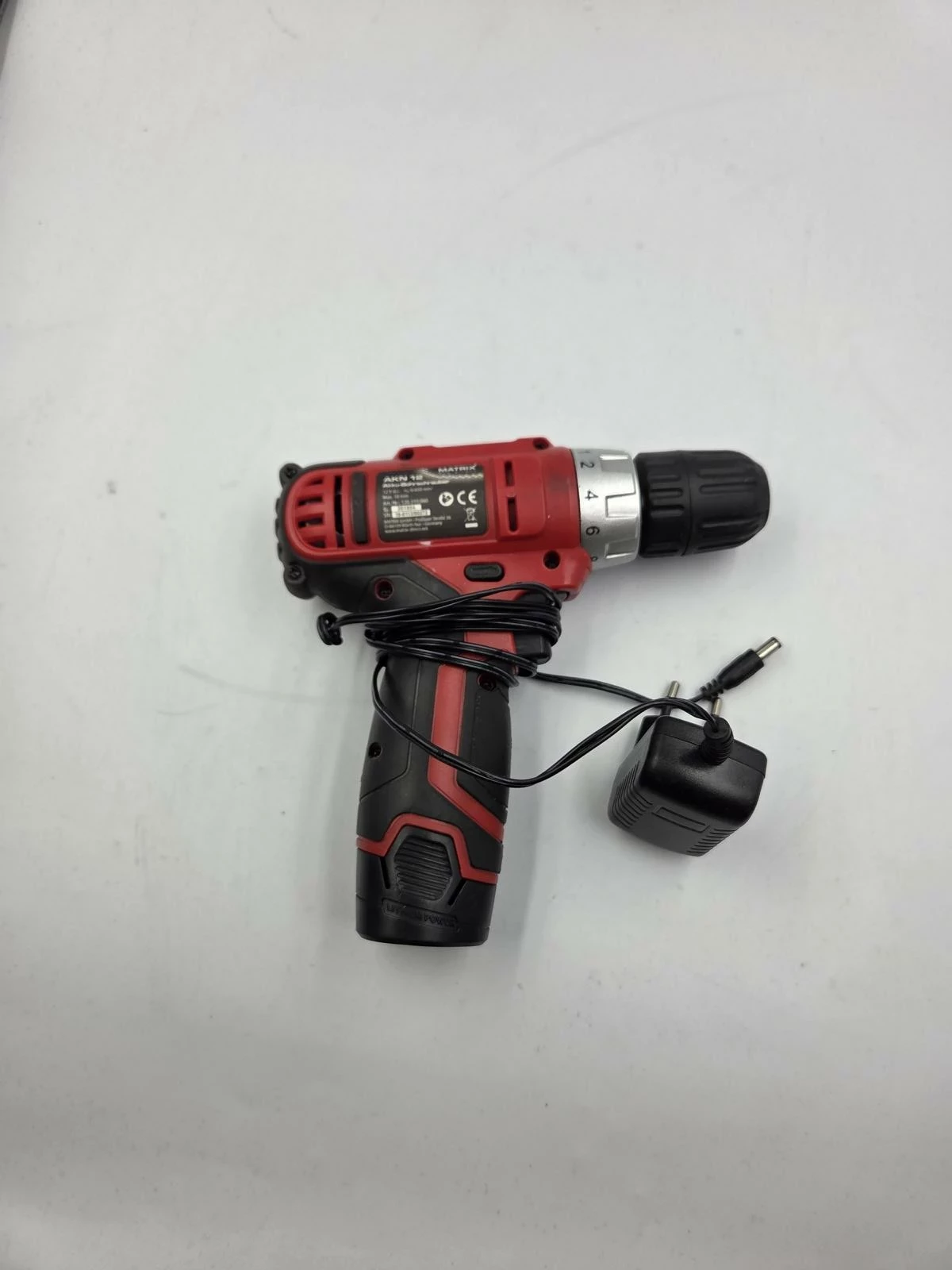 wkretarka-akumulatorowa-matrix-akn-12-v-ladowarka-ean-gtin-4250116891108