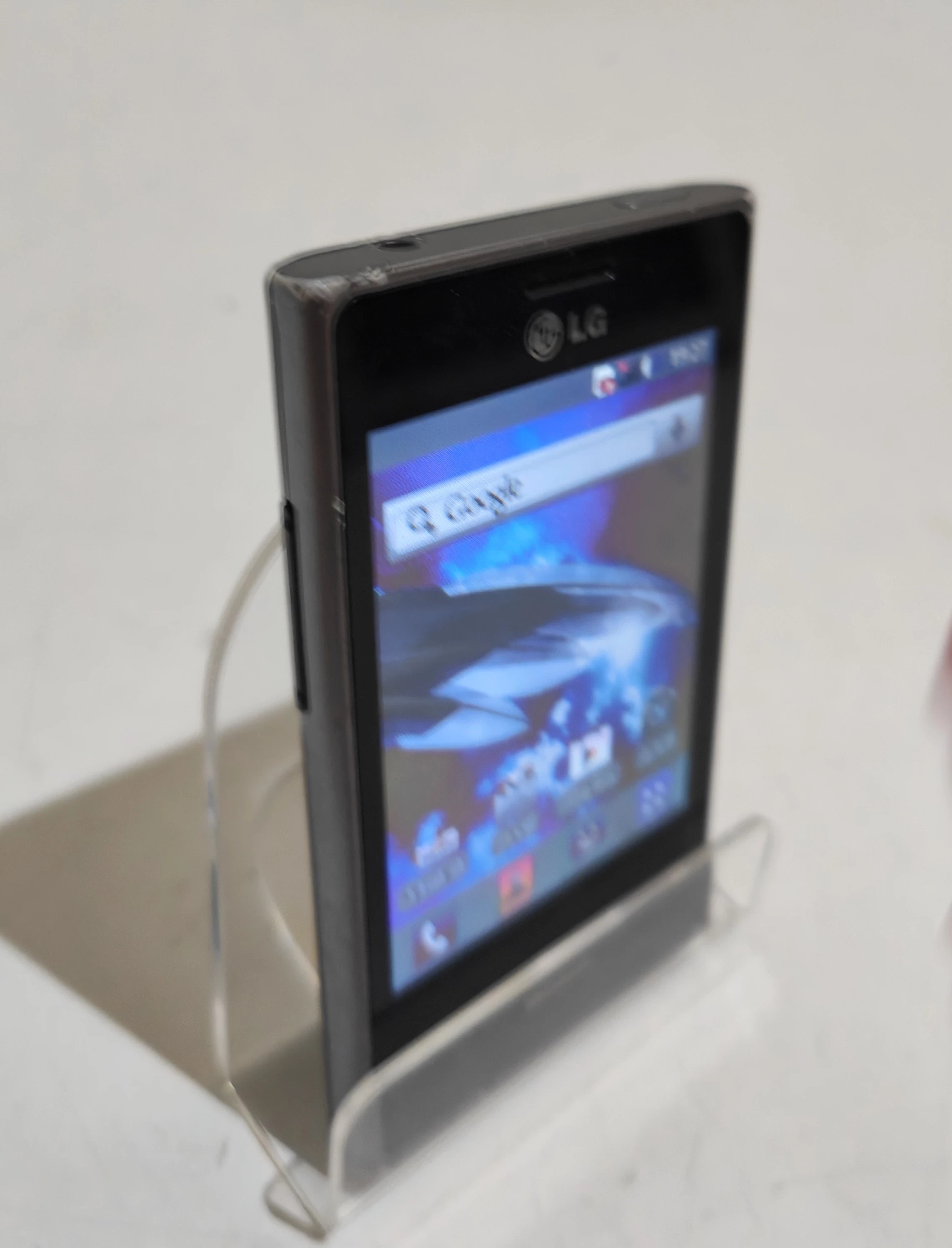 telefon-lg-e400-optimus-stan-11323-2