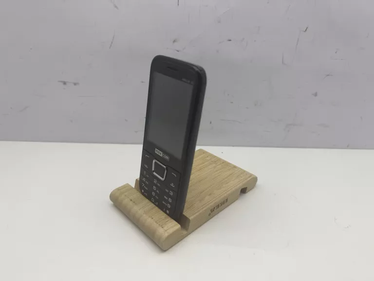 TELEFON KOMÓRKOWY MAXCOM MM238 3G
