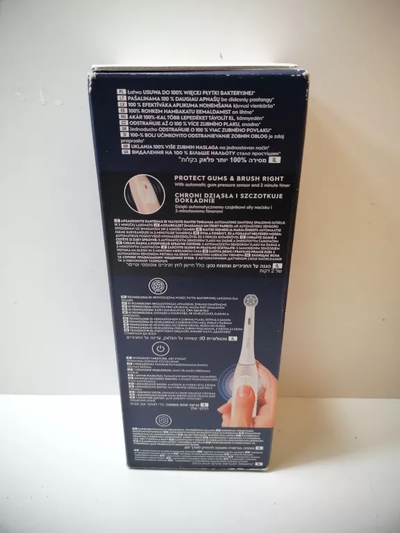SZCZOTECZKA MAGNETYCZNA ORAL-B IO 2