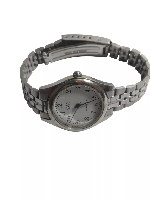 ZEGAREK CASIO 1330