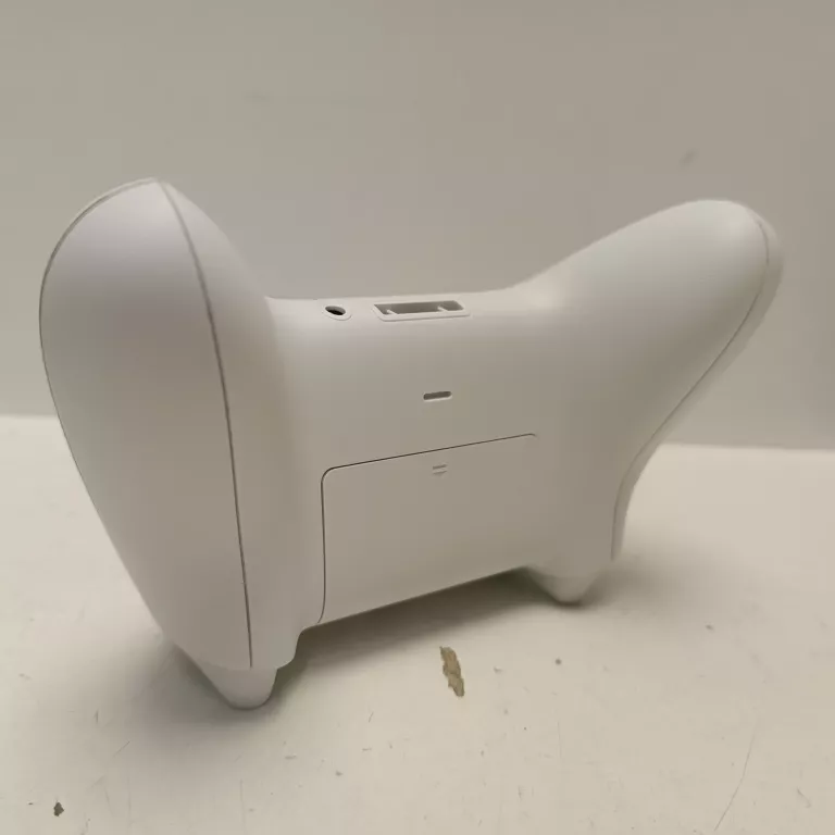 PAD DO XBOX SERIES S/X BIAŁY