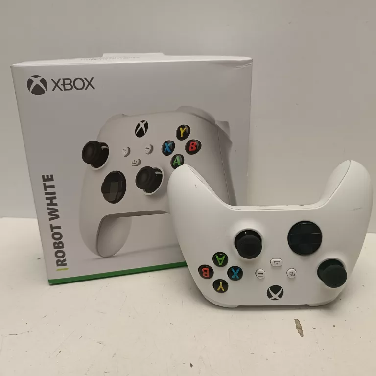 PAD DO XBOX SERIES S/X BIAŁY